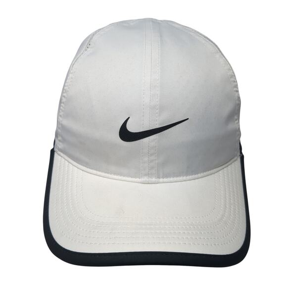 Nike Dri-Fit Strapback Baseball Cap White One Size Adjustable Featherlight - Picture 1 of 11